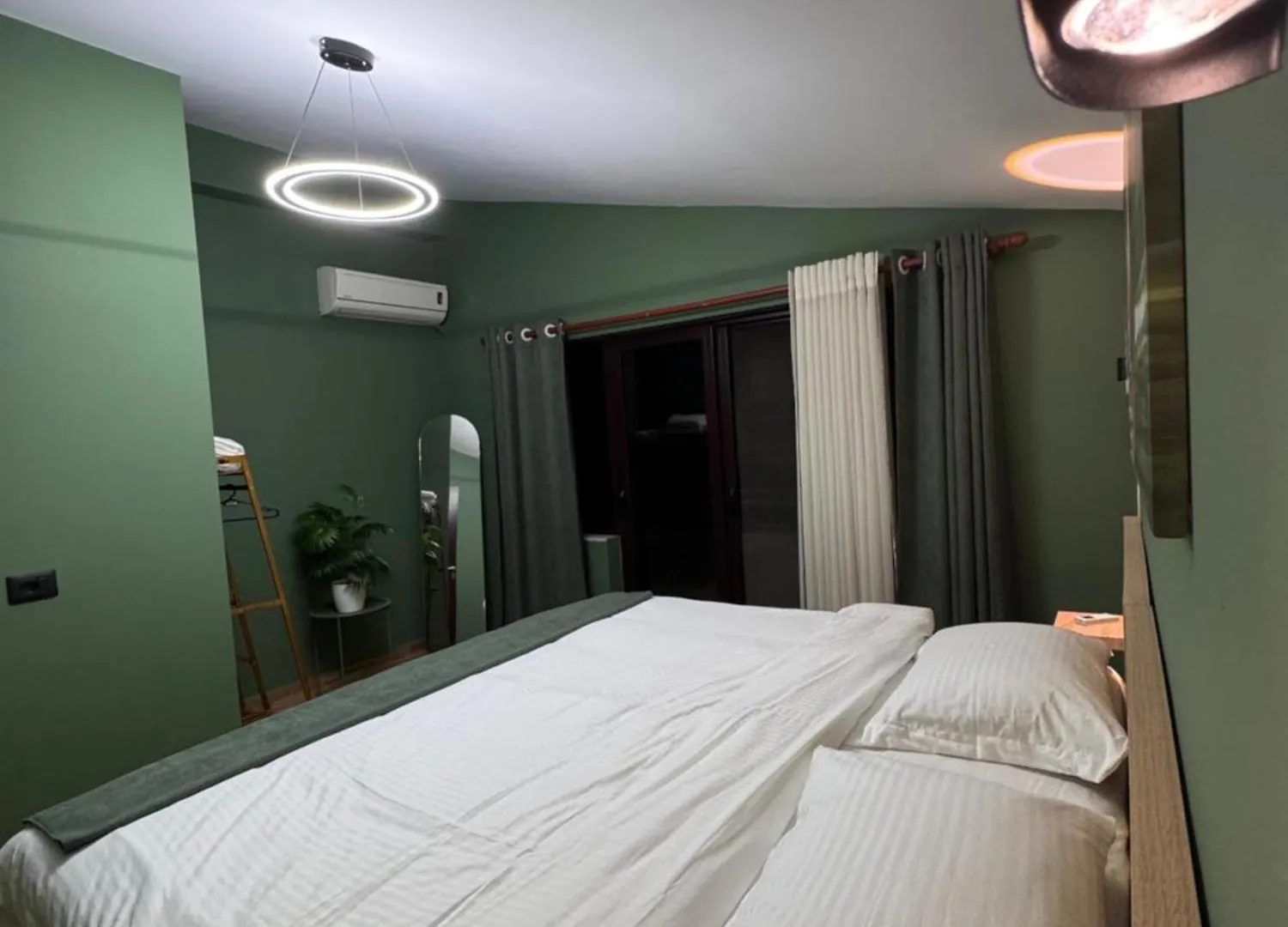 October Apartment Tirana